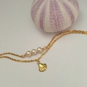 White Pearl and Shell Bracelet (1848)